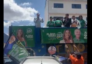 Vídeo: Arruda pede voto para Ibaneis, Flávia e Tabanez
