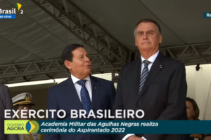 Vídeo: Bolsonaro desdenha de Mourão em evento no Rio de Janeiro