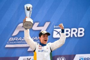 Com apenas 15 anos, Pedro Clerot vence a Fórmula 4 Brasil 