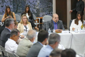 Ibaneis Rocha destaca prioridades da nova gestão em reunião com secretários