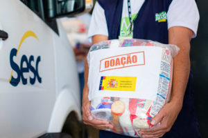 Programa Mesa Brasil: distribui 125 cestas básicas doadas pela Embaixada da Espanha