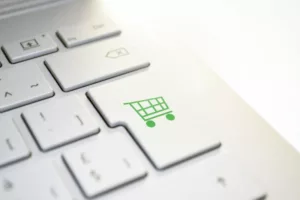 Mercado online vai crescer mais de 50% até ano que vem