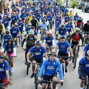 Presidente da Alego, Bruno Peixoto, participa do 30º passeio ciclístico “Bora de Bike”