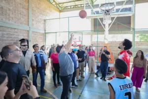 Ibaneis Rocha, inaugura obras e exalta história do MDB durante visita a Santa Maria