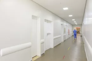 Hospital Regional da Asa Norte reforma pronto-socorro para melhorar atendimento aos pacientes