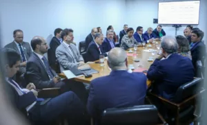 Governo federal propõe parcelamento em 3 vezes para reajuste das forças de segurança do Distrito Federal