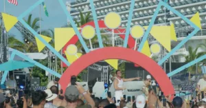 Vídeo: Wesley Safadão lança áudio e vídeo de “Rua”, primeiro single do “WS Bahamas”, DVD gravado durante cruzeiro WS On Board Flórida