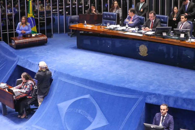 Senado em xeque: 2/3 dos mandatos acabam em 2026