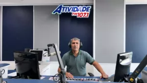 ‘Na Hora Atividade’ reestreia na Rádio Atividade FM 107.1, conectando madrugadas com leveza e informação