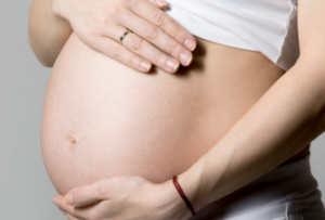 6 sintomas que não são normais na gravidez