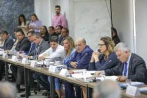 Ibaneis Rocha busca reforçar receitas com emendas parlamentares