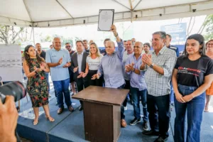 Ibaneis anuncia reforma de quiosques e estacionamento no Palácio do Buriti