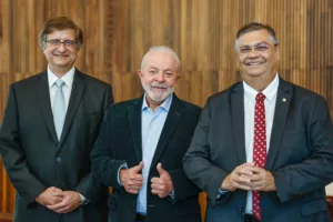 Lula surpreende com escolhas impactantes: Flávio Dino para o STF e Paulo Gonet como PGR