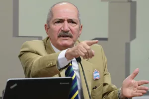 Aldo Rebelo desmistifica tentativa de golpe em Brasília: “Fantasia para polarização”