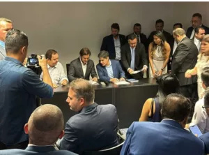 Reviravolta: União Brasil mantém convenção nacional
