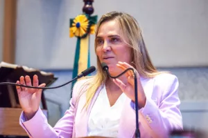 Governador Ibaneis Rocha celebra parcerias em homenagem a Celina Leão