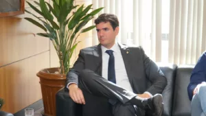 Abatimento no Fies para advogados: Iniciativa de Rafael Prudente