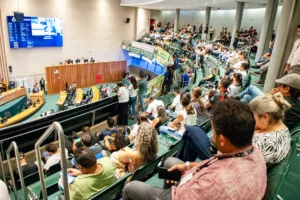 Câmara Legislativa prova restauração administrativa para autarquias do DF