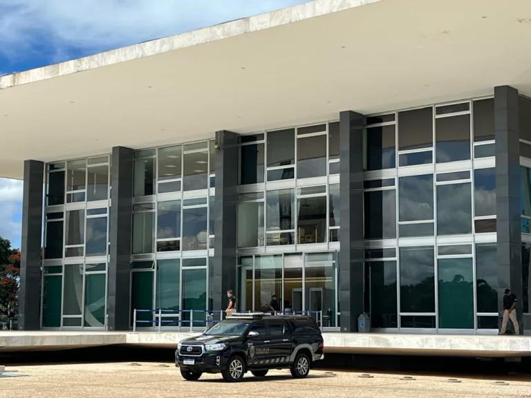 STF recua e cancela revisão da vida toda para aposentadorias