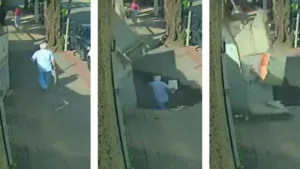 Calçada cede: Homem é engolido por buraco em Cachoeiro do Itapemirim
