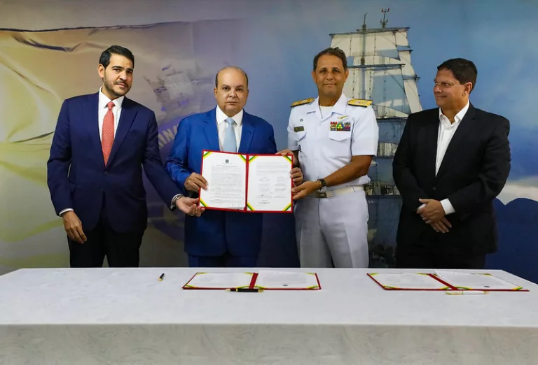 Acordo histórico: GDF e Marinha regularizam área em Santa Maria
