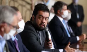 MPF pede cassação de governador e outros por abuso de poder