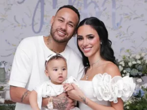 Neymar e Bruna Biancardi celebram Dia dos Namorados juntos