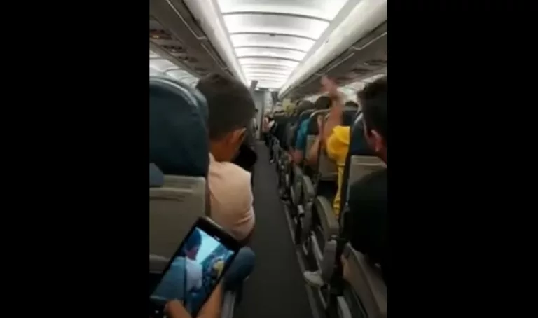 Vídeo: Neri Geller hostilizado em voo após escândalo de corrupção