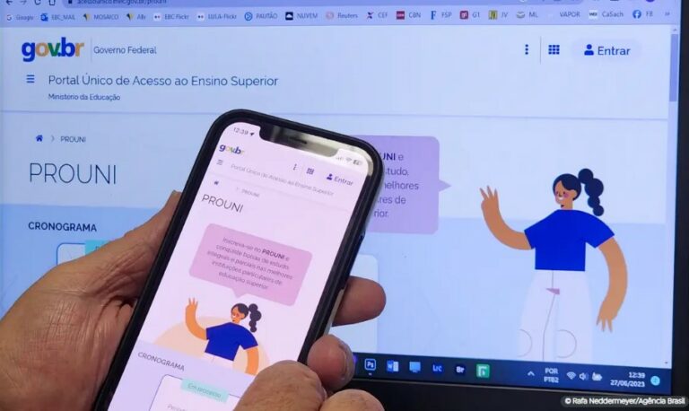 Terminam nesta sexta-feira (4) as inscrições para bolsas do Prouni no segundo semestre de 2025