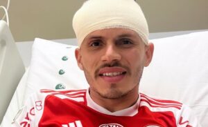 Renê hospitalizado após choque