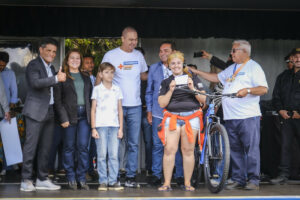Fecomércio Mais Perto de Todos chega ao Riacho Fundo II oferecendo serviços gratuitos para a comunidade