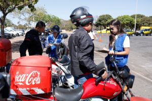 SES-DF promove saúde e segurança para motociclistas em evento de conscientização