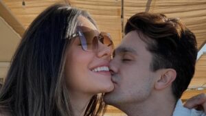 Luan Santana revela sexo do bebê, mas Jade decide quando contar