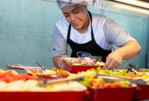 Restaurante do Sesc Gama volta a funcionar nesta segunda-feira (9)