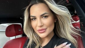 Deolane Bezerra é liberada para prisão domiciliar