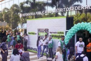 Secretaria de Saúde participa de ação de apoio a mulheres na 16ª edição do Dia da Mulher