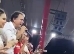 Camilo chora em festa de vitória de Evandro Leitão em Fortaleza