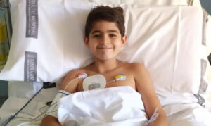 Menino de 11 anos sobrevive a parada cardíaca e tem experiência no “Céu”