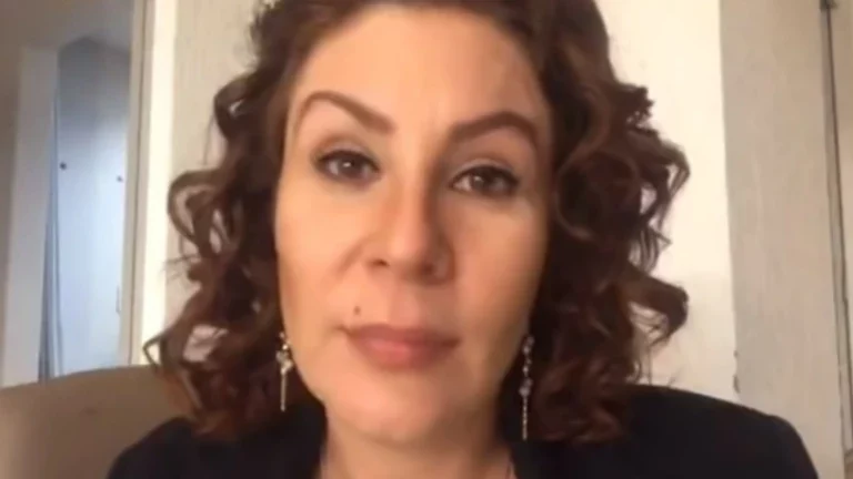 STF manda prender Carla Zambelli, que está fora do Brasil e alega dupla cidadania italiana