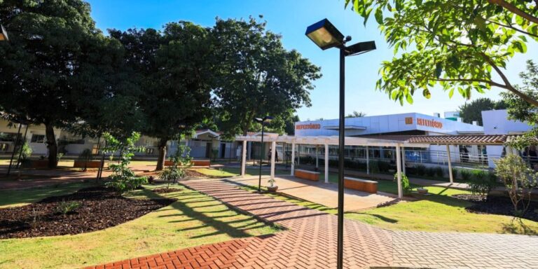Caiado inaugura Palácio da Educação: nova sede da Seduc é marco em Goiás