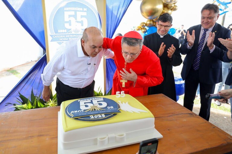 Catedral faz 55 anos com festa e novo acordo com o GDF