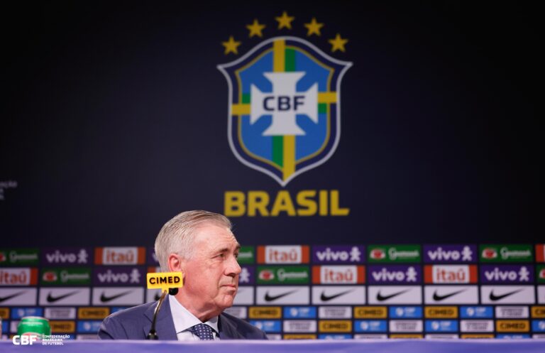Ancelotti assume Seleção com promessa de hexa