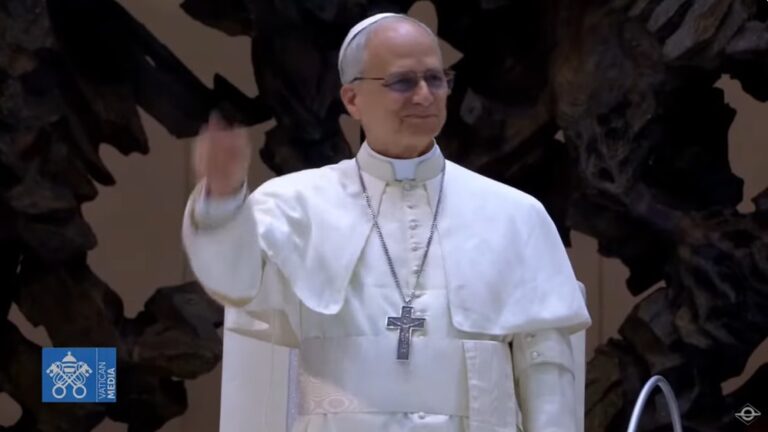 Ao vivo: Papa exige liberdade para jornalistas presos