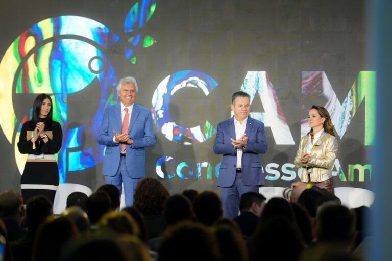 Caiado destaca liderança ambiental de Goiás no 8º Congresso Ambiental em SP