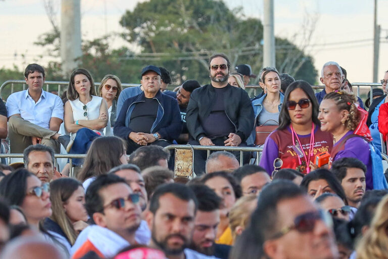 Ibaneis fortalece fé no DF e corrige retrocessos de Rollemberg