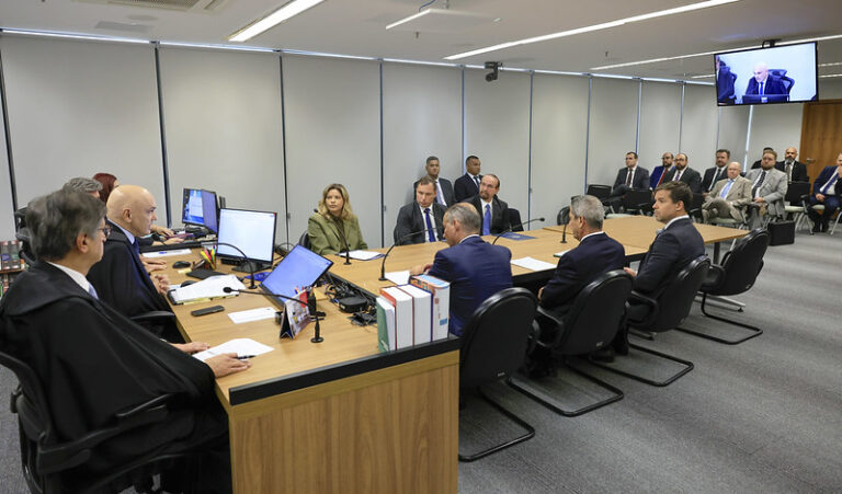 Acareações no STF expõem o vazio de provas no caso contra Bolsonaro e aliados