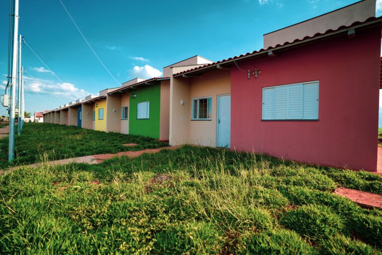 Casas a custo zero abre inscrições para 16 municípios