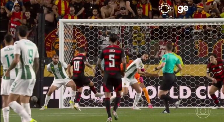 Flamengo estreia com vitória segura sobre o Espérance