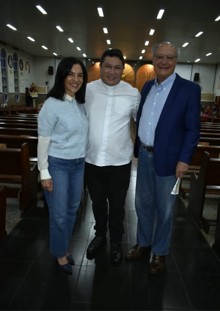 Alckmin participa da Vigília Cultural no Guará