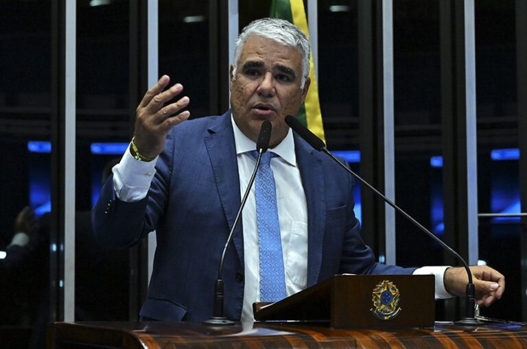 Girão acusa governo Lula de gastos abusivos na EBC